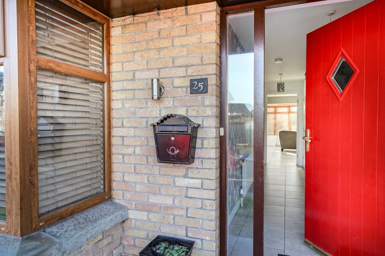 3 Bed House, Quiet Location Close To Bangor Екстер'єр фото